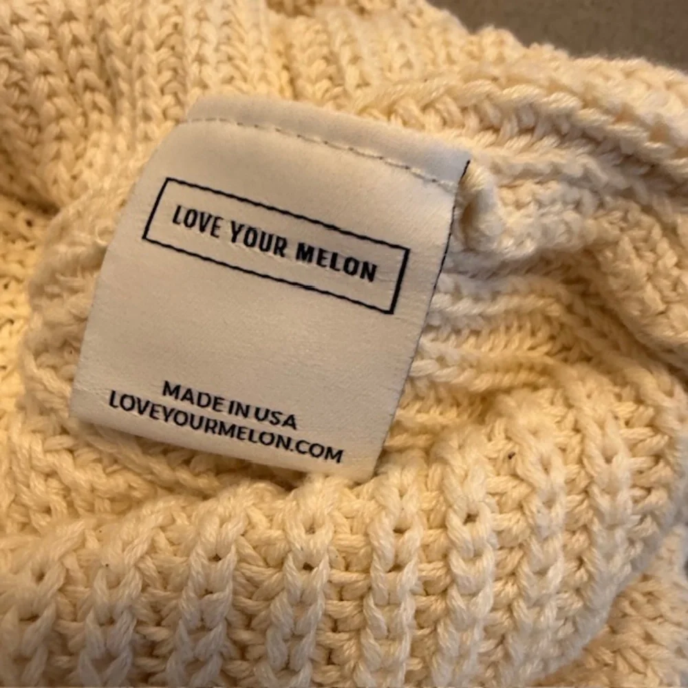 NWOT-Love Your Melon LYM Youth Beanie Cream Puppy Ear Knit Logo Cap Hat New